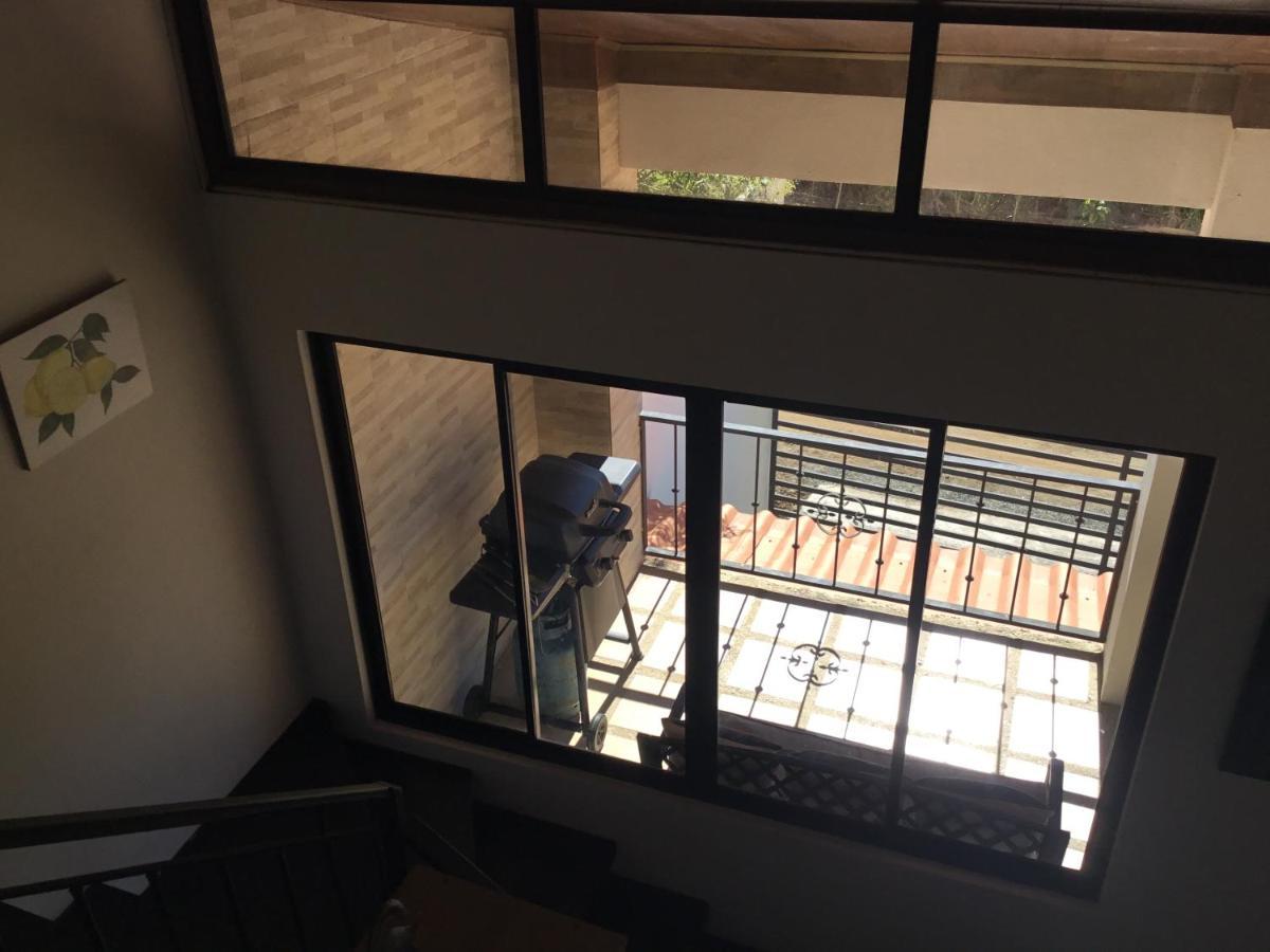 ホテル Brand New House Alajuela Near The Airpor エクステリア 写真