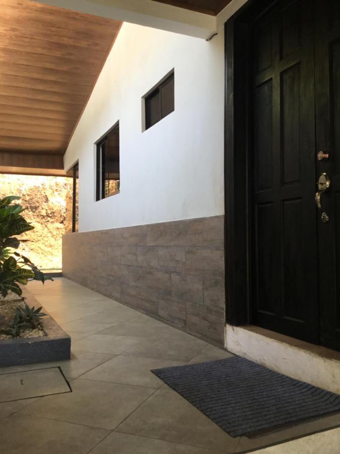 ホテル Brand New House Alajuela Near The Airpor エクステリア 写真