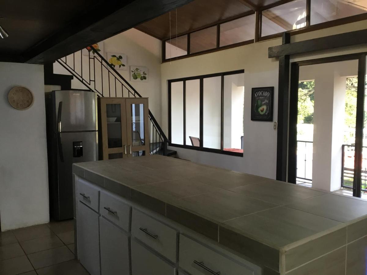 ホテル Brand New House Alajuela Near The Airpor エクステリア 写真