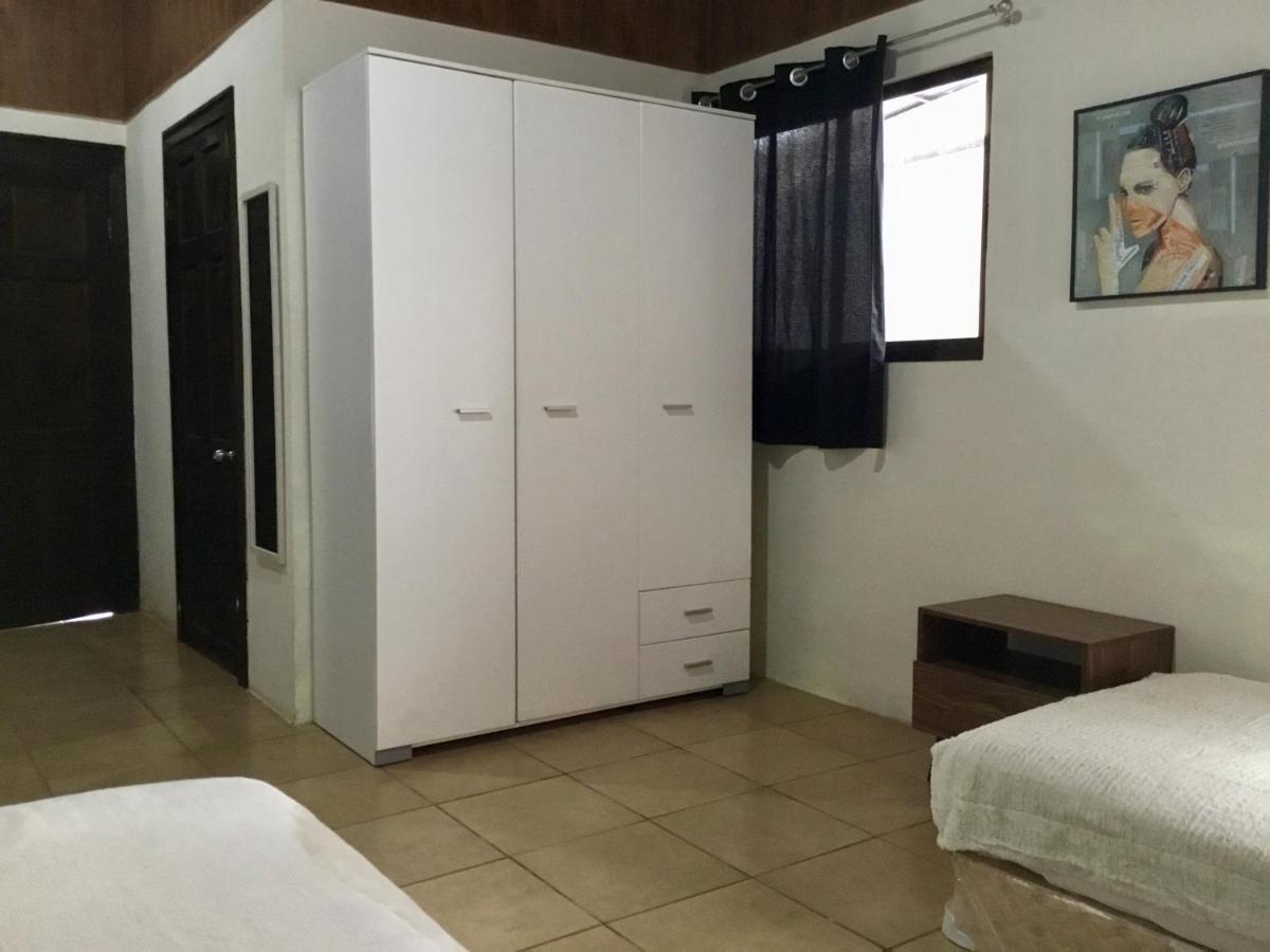 ホテル Brand New House Alajuela Near The Airpor エクステリア 写真